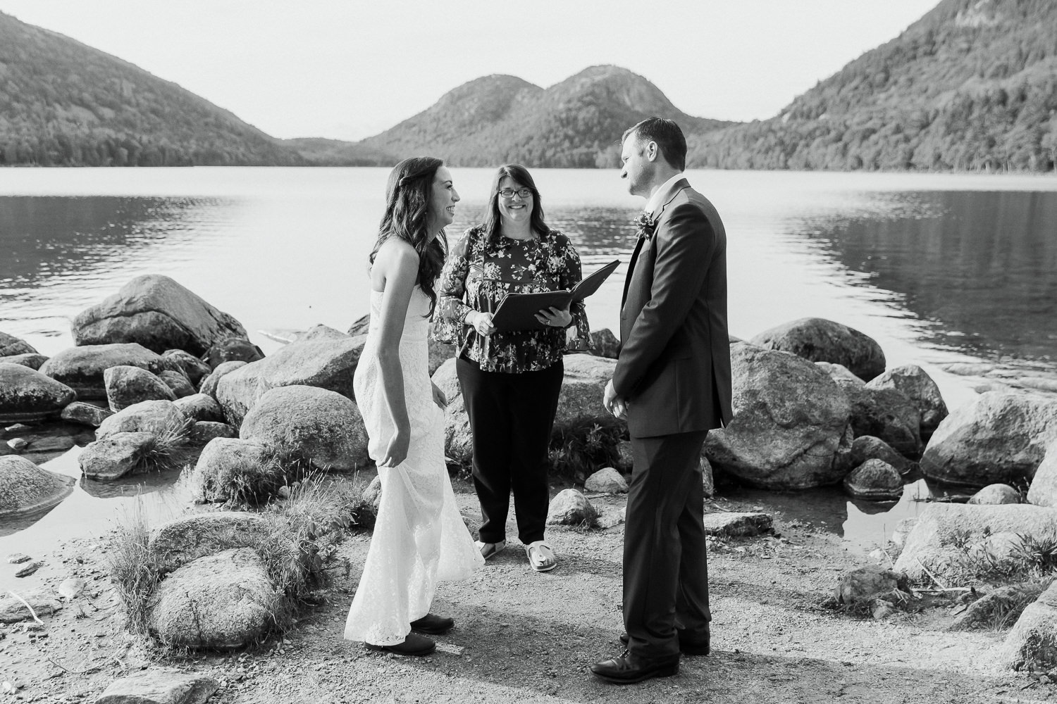 A couple ties the knot in Acadia National Park.
