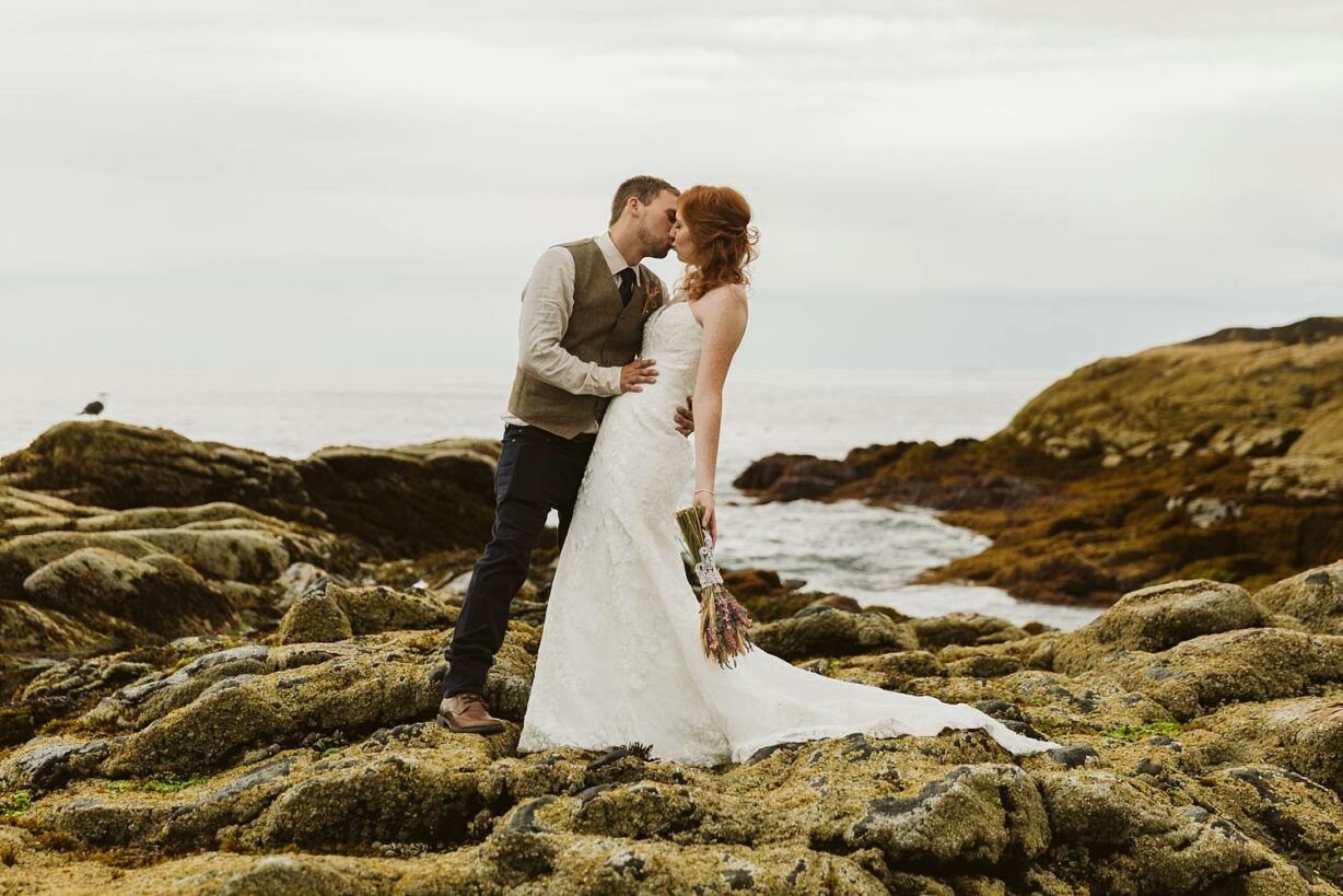 elopement at Pemaquid Point Lighthouse