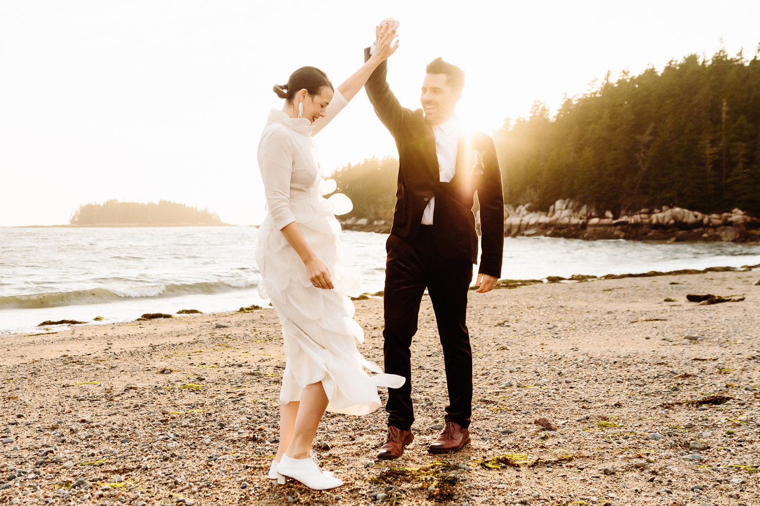 couple dancing on beach at Aragosta Deer Isle wedding
